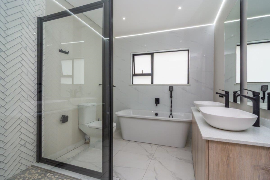 3 Bedroom Property for Sale in Homes Haven Gauteng