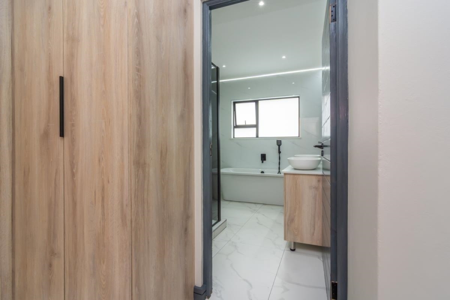 3 Bedroom Property for Sale in Homes Haven Gauteng