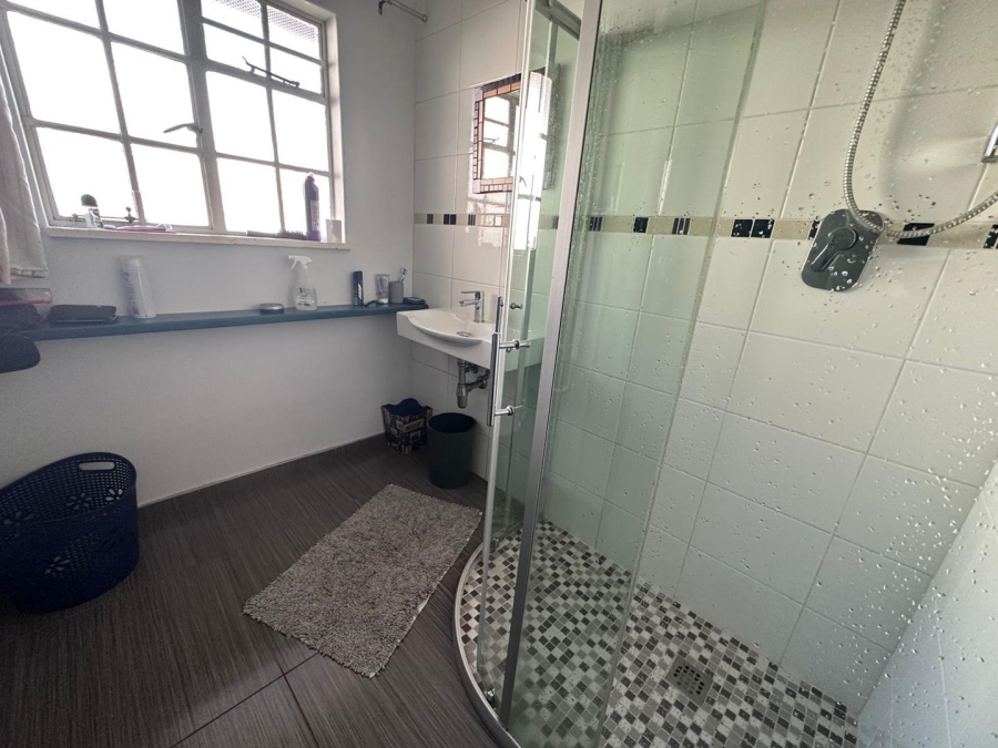 To Let 4 Bedroom Property for Rent in Northcliff Gauteng