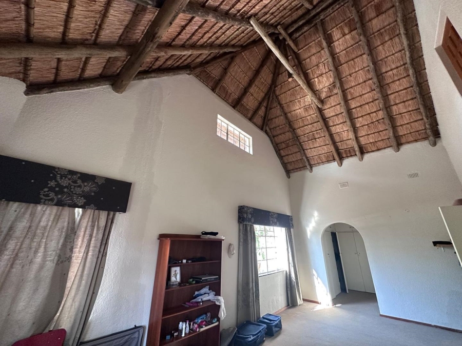 To Let 4 Bedroom Property for Rent in Northcliff Gauteng