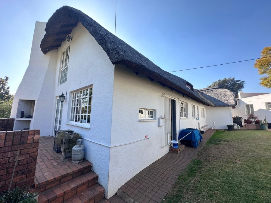 To Let 4 Bedroom Property for Rent in Northcliff Gauteng