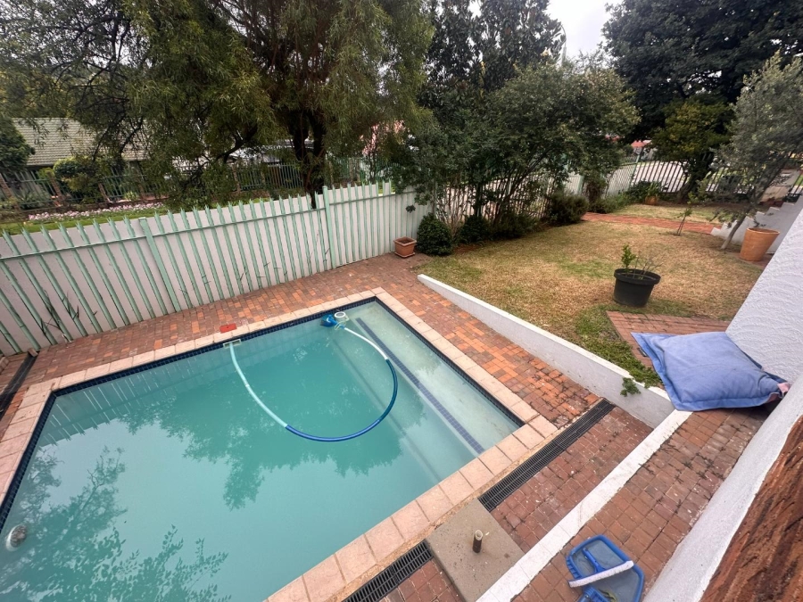 To Let 4 Bedroom Property for Rent in Northcliff Gauteng