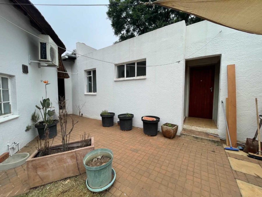 To Let 4 Bedroom Property for Rent in Northcliff Gauteng
