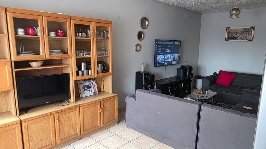 2 Bedroom Property for Sale in Kempton Park Central Gauteng