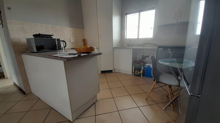 2 Bedroom Property for Sale in Glen Marais Gauteng