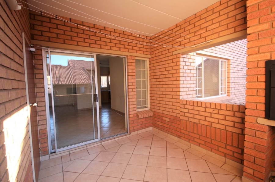 To Let 3 Bedroom Property for Rent in Hazeldean Gauteng