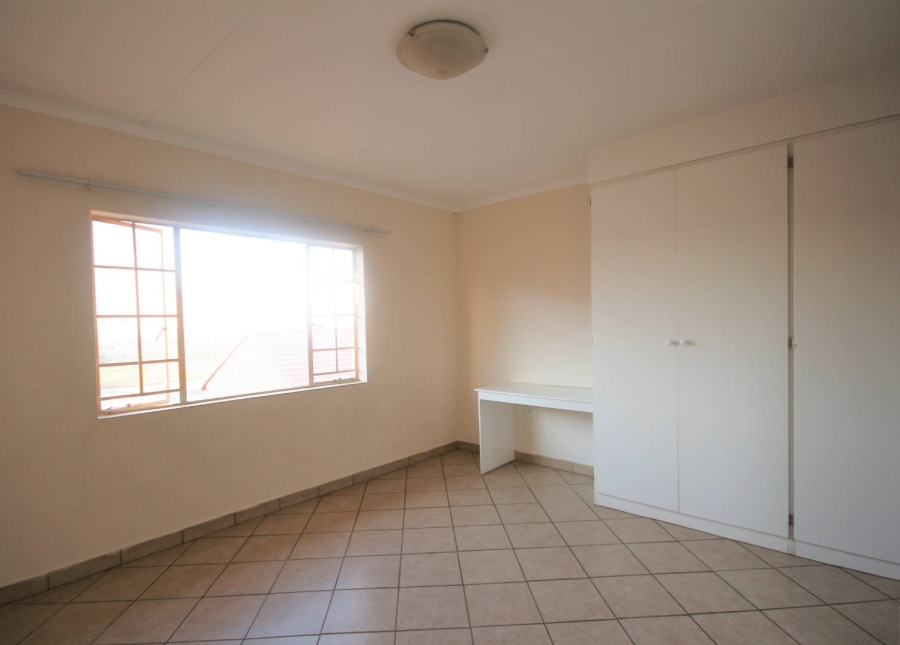 To Let 3 Bedroom Property for Rent in Hazeldean Gauteng