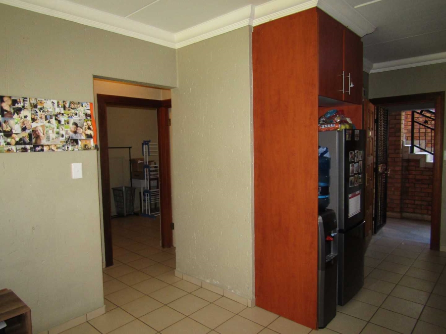 To Let 2 Bedroom Property for Rent in Ravenswood Gauteng