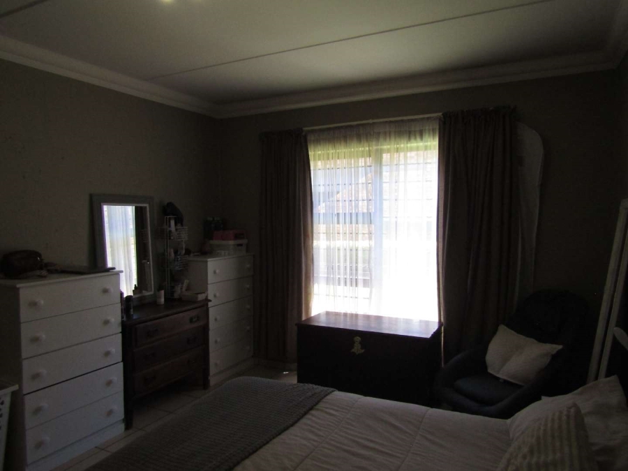 To Let 2 Bedroom Property for Rent in Ravenswood Gauteng