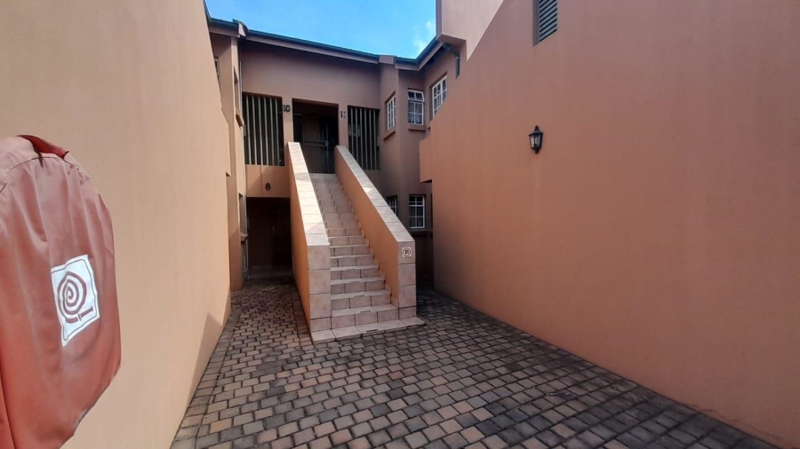 3 Bedroom Property for Sale in Glen Marais Gauteng