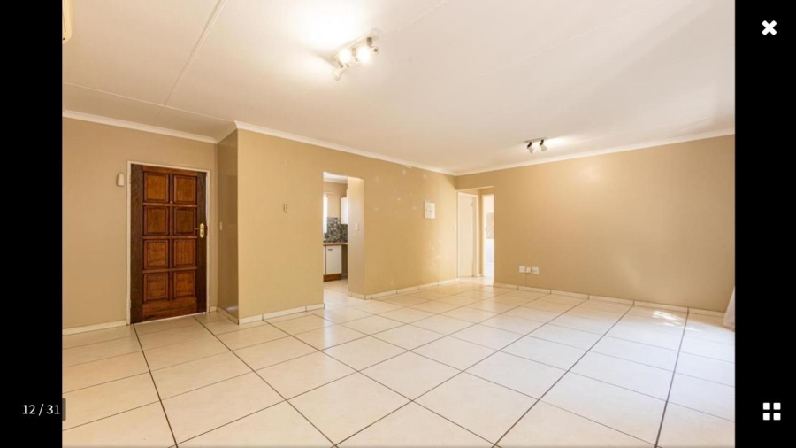 2 Bedroom Property for Sale in La Montagne Gauteng