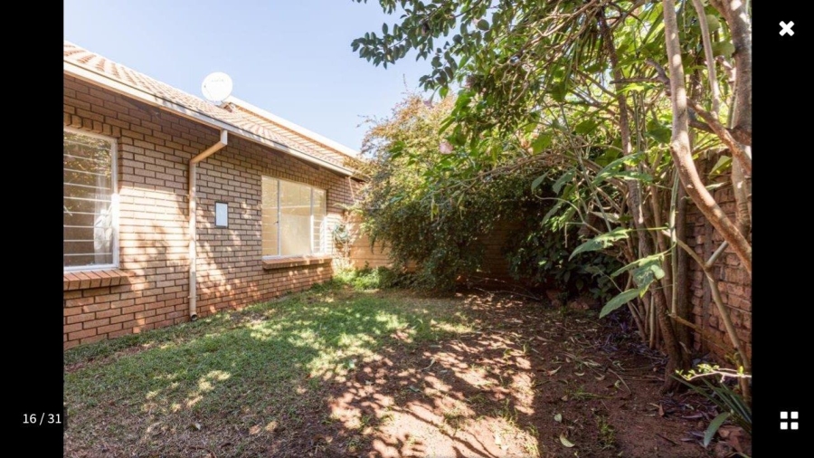 2 Bedroom Property for Sale in La Montagne Gauteng