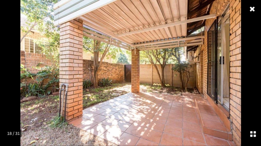 2 Bedroom Property for Sale in La Montagne Gauteng