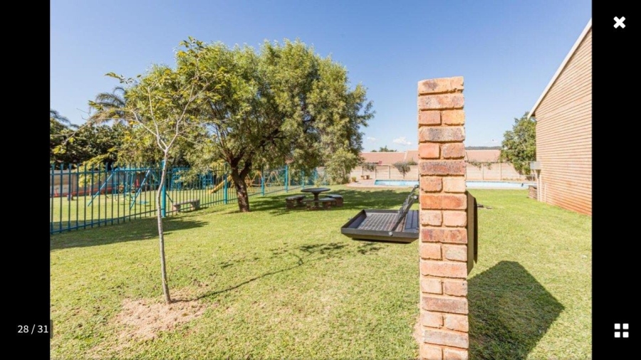 2 Bedroom Property for Sale in La Montagne Gauteng