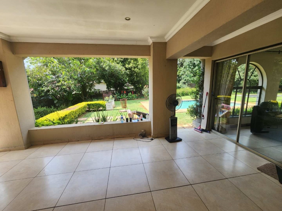 To Let 4 Bedroom Property for Rent in Beverley Gardens Gauteng