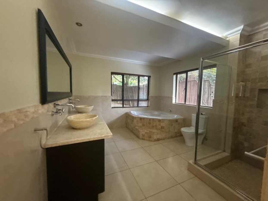To Let 4 Bedroom Property for Rent in Beverley Gardens Gauteng