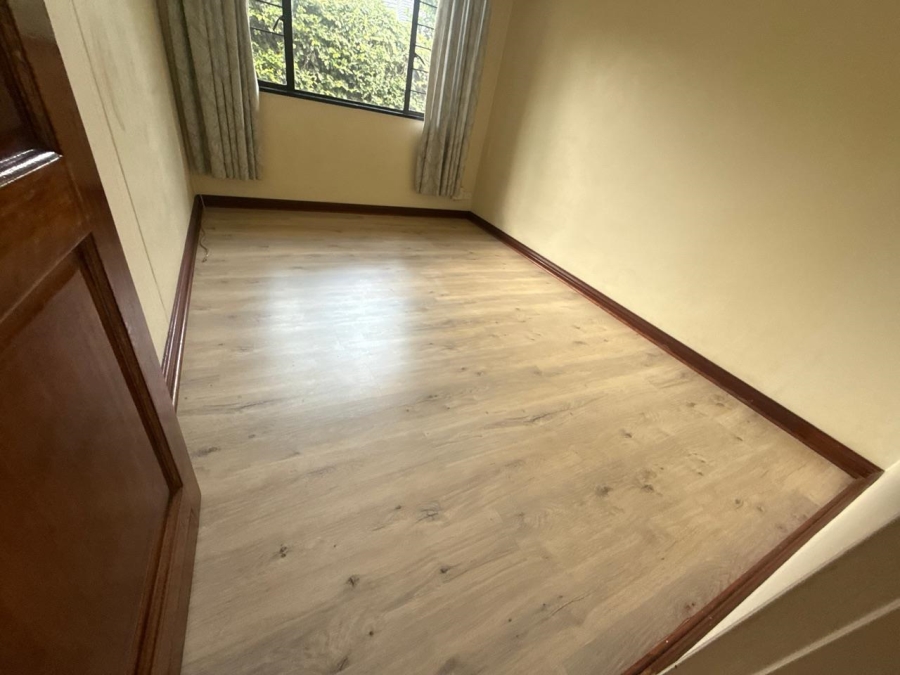 To Let 4 Bedroom Property for Rent in Beverley Gardens Gauteng