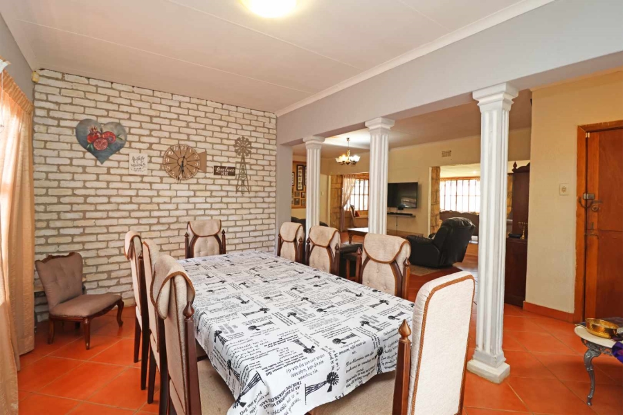 3 Bedroom Property for Sale in Helikonpark Gauteng