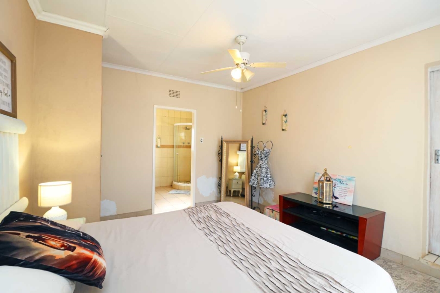 3 Bedroom Property for Sale in Helikonpark Gauteng