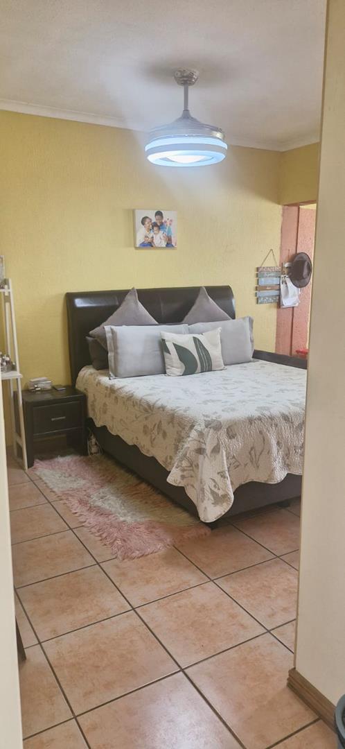 3 Bedroom Property for Sale in Edleen Gauteng