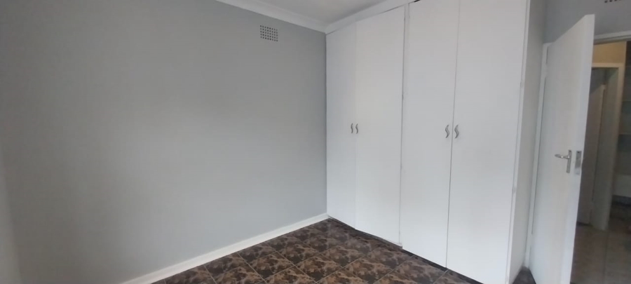 To Let 3 Bedroom Property for Rent in Raceview Gauteng