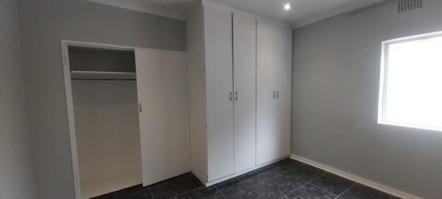 To Let 3 Bedroom Property for Rent in Raceview Gauteng