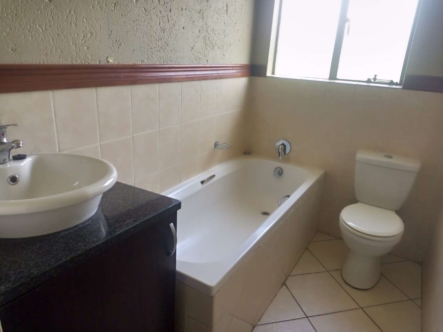 2 Bedroom Property for Sale in Theresa Park Gauteng