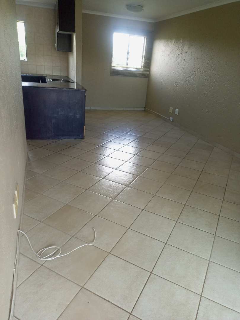 2 Bedroom Property for Sale in Theresa Park Gauteng