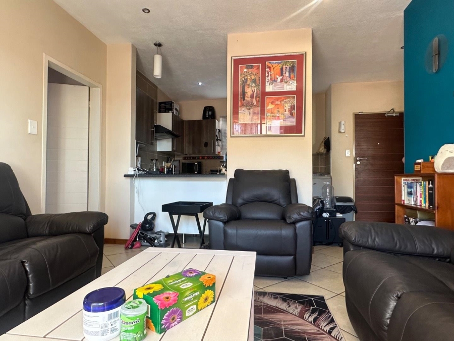 2 Bedroom Property for Sale in Monavoni Gauteng