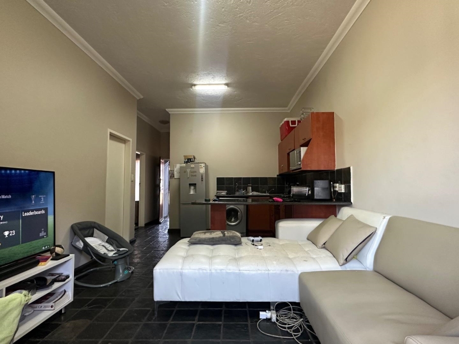 2 Bedroom Property for Sale in Erand Gardens Gauteng