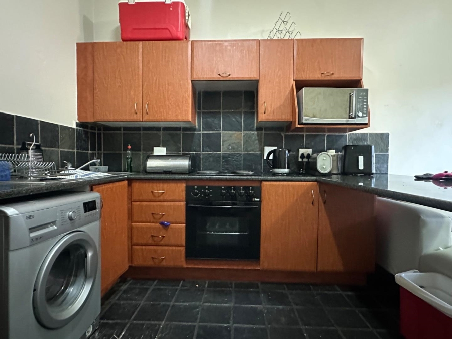 2 Bedroom Property for Sale in Erand Gardens Gauteng