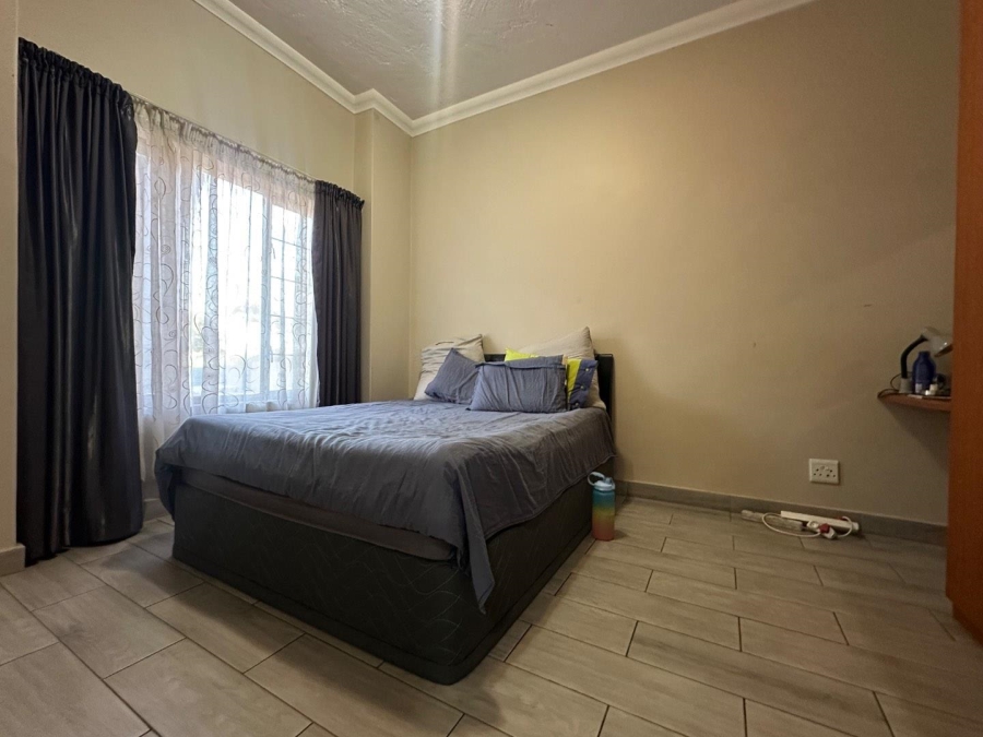 2 Bedroom Property for Sale in Erand Gardens Gauteng