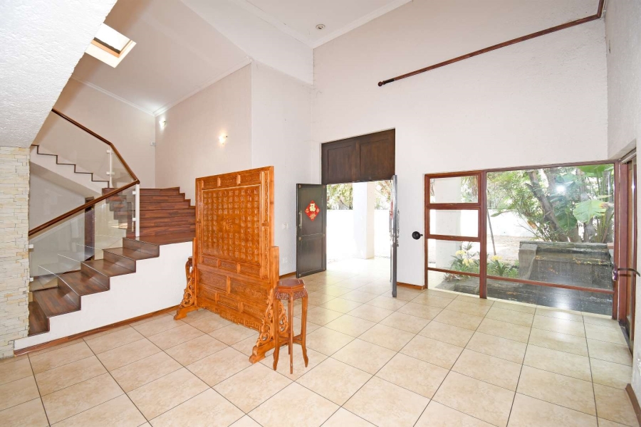 6 Bedroom Property for Sale in Bryanston Gauteng