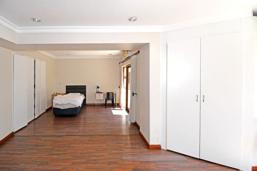 6 Bedroom Property for Sale in Bryanston Gauteng