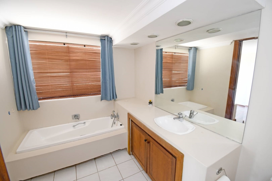 6 Bedroom Property for Sale in Bryanston Gauteng