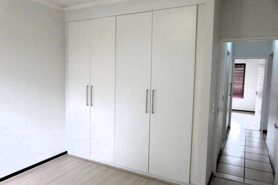 2 Bedroom Property for Sale in Fourways Gauteng