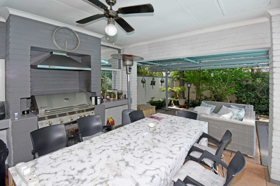 3 Bedroom Property for Sale in Fourways Gardens Gauteng