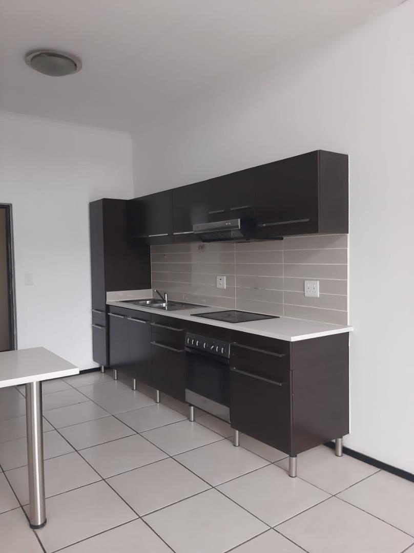 2 Bedroom Property for Sale in Greenstone Hill Gauteng