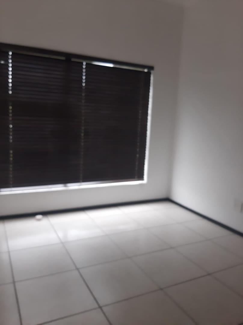 2 Bedroom Property for Sale in Greenstone Hill Gauteng