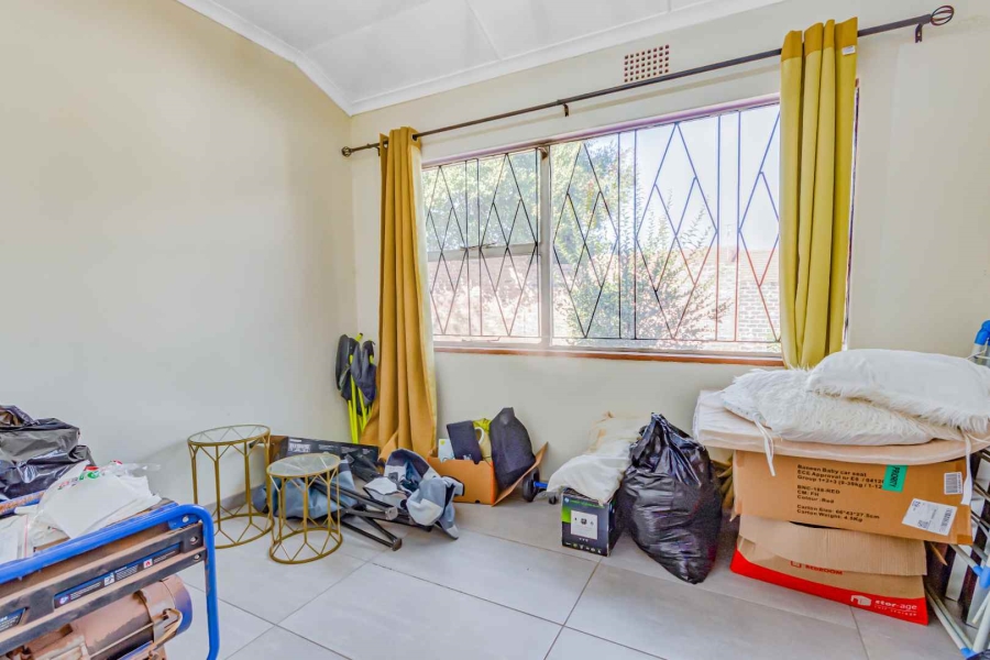 4 Bedroom Property for Sale in Lombardy East Gauteng