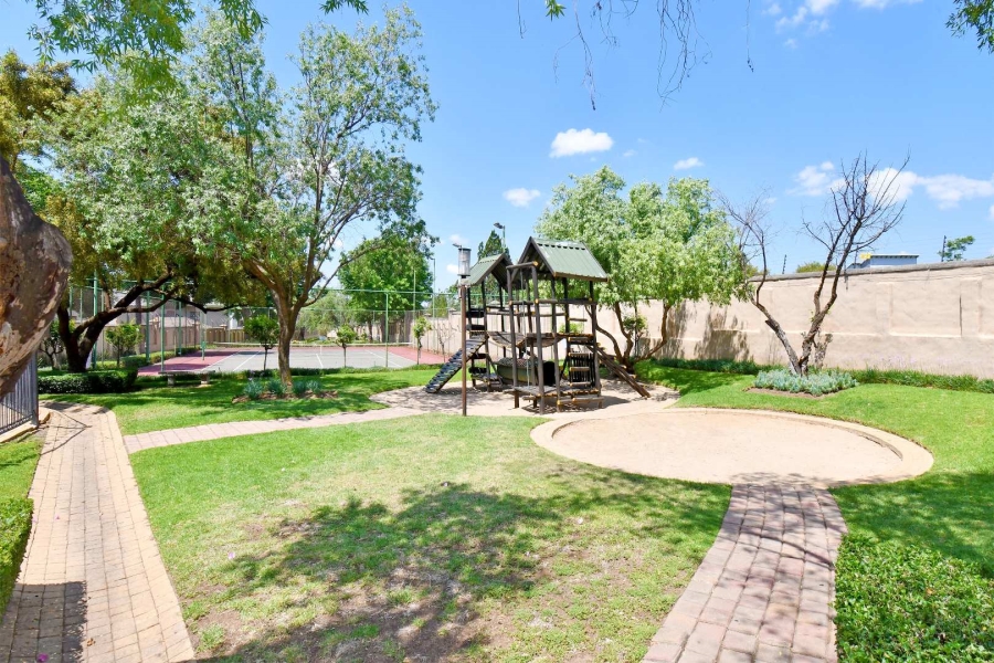 1 Bedroom Property for Sale in Dainfern Gauteng