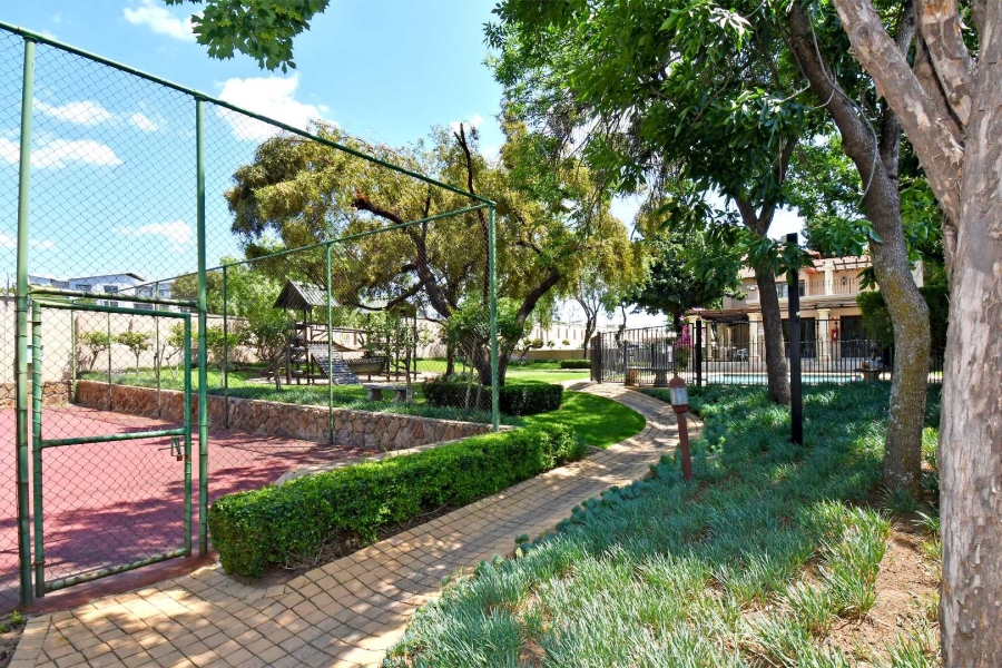 1 Bedroom Property for Sale in Dainfern Gauteng