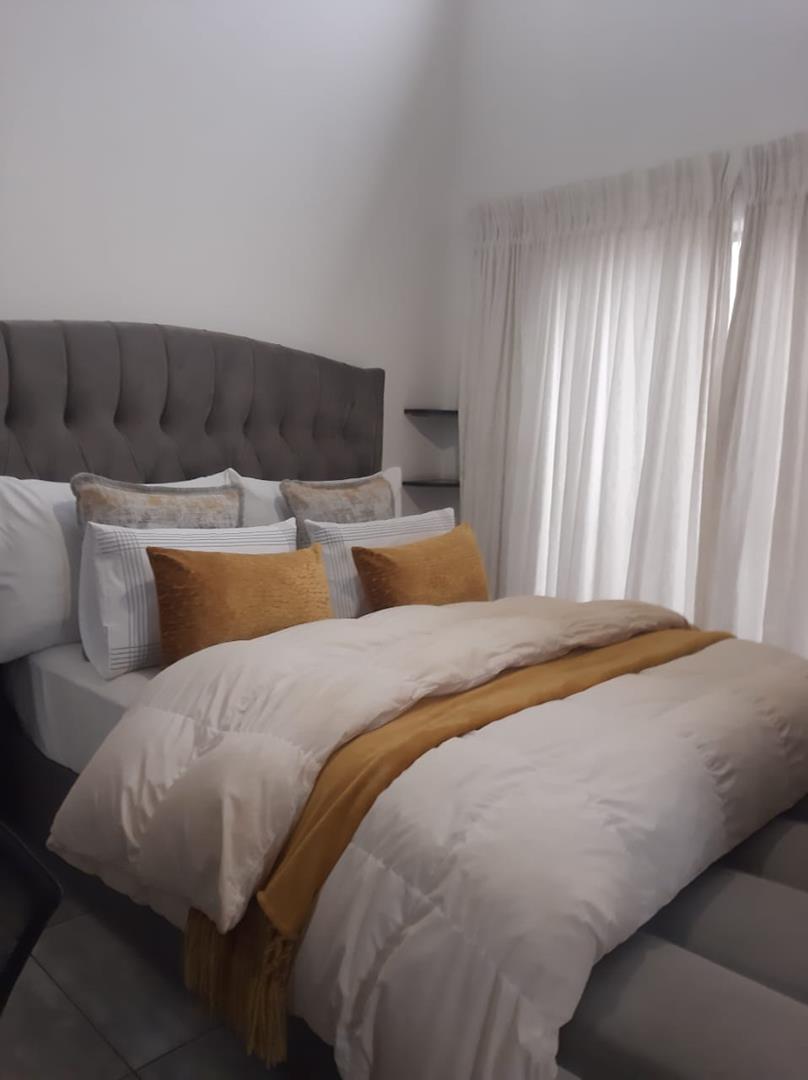 2 Bedroom Property for Sale in Greenstone Hill Gauteng