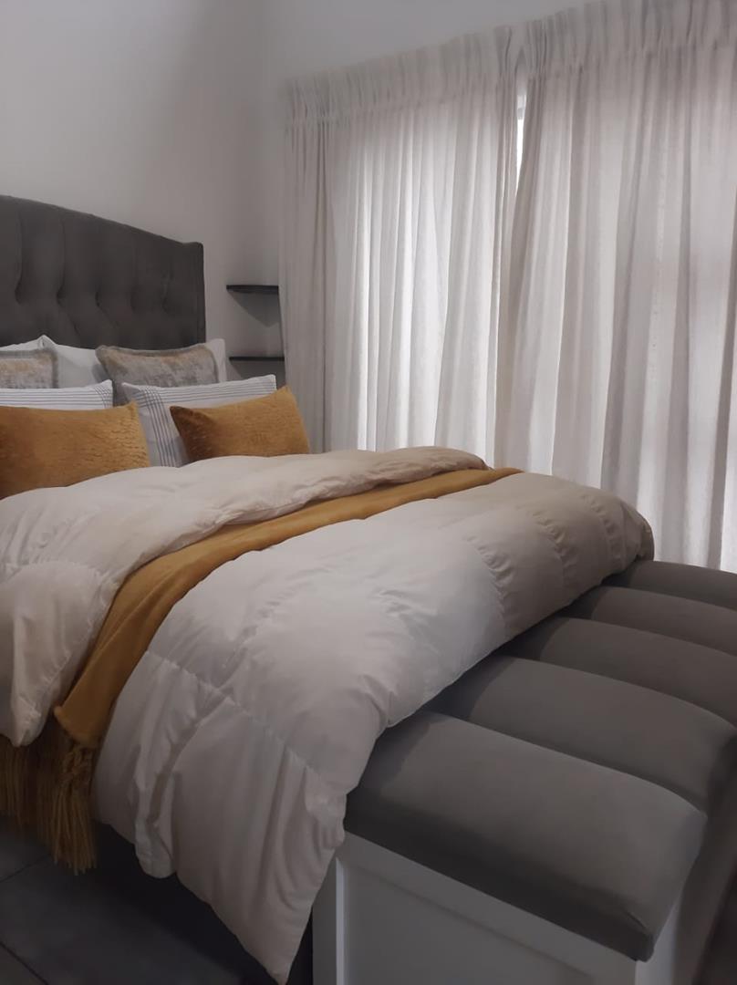 2 Bedroom Property for Sale in Greenstone Hill Gauteng