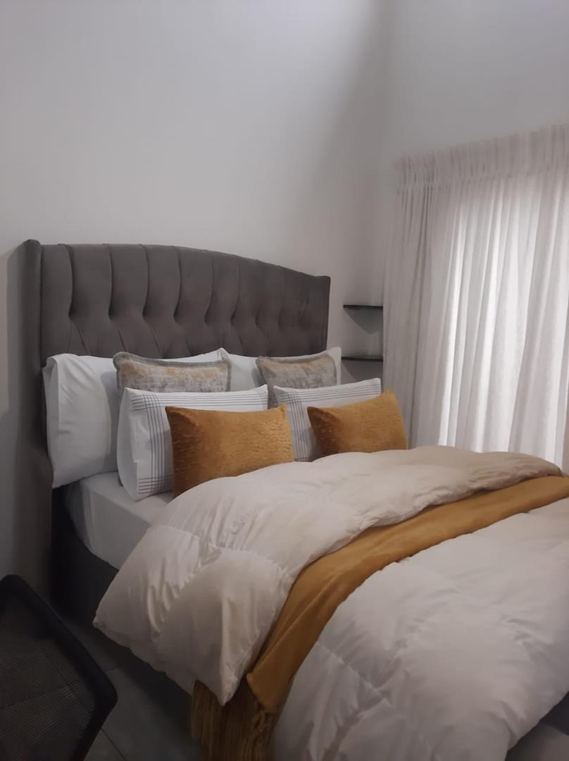 2 Bedroom Property for Sale in Greenstone Hill Gauteng