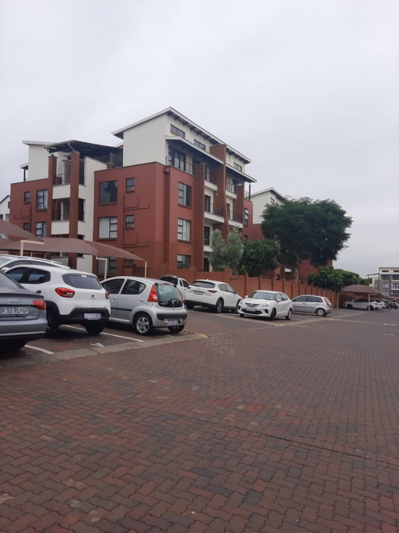 2 Bedroom Property for Sale in Greenstone Hill Gauteng
