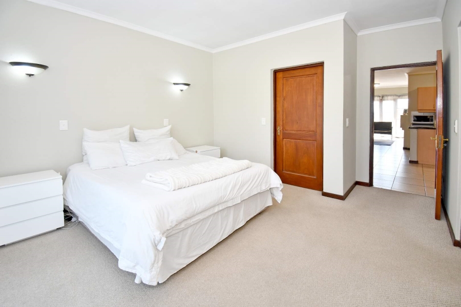 1 Bedroom Property for Sale in Dainfern Gauteng