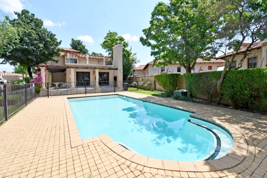 1 Bedroom Property for Sale in Dainfern Gauteng