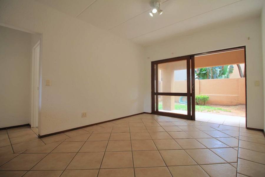 1 Bedroom Property for Sale in Lonehill Gauteng