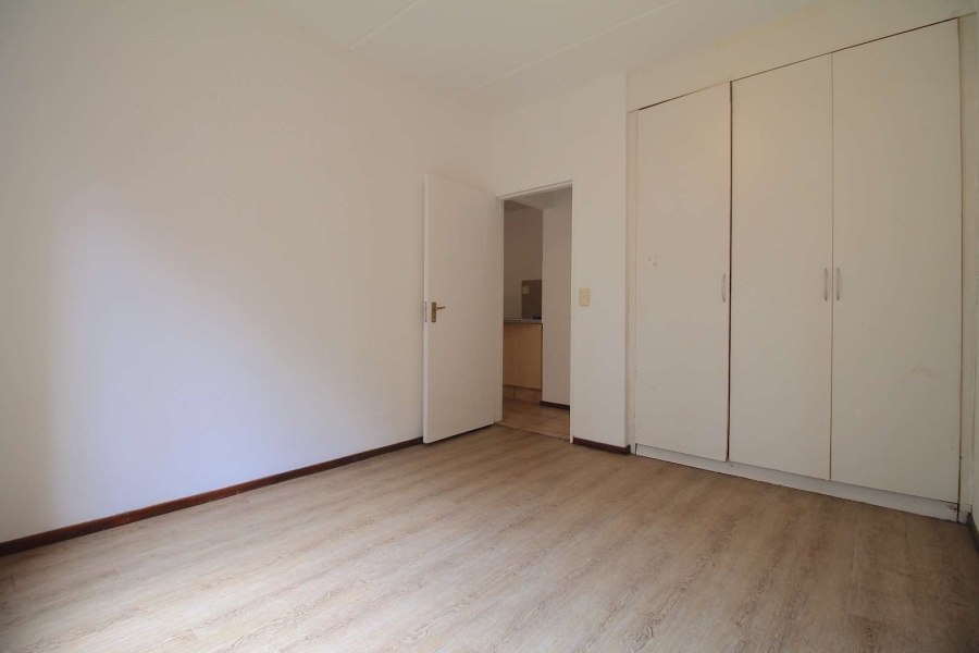 1 Bedroom Property for Sale in Lonehill Gauteng